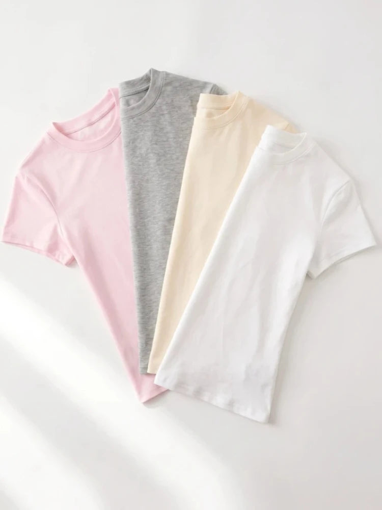 Dotlune O-Neck Slim Tee — Clean Minimalism, Maximum Versatility